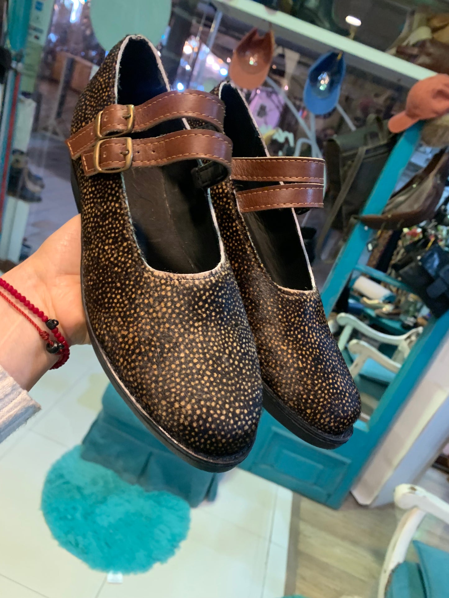 Ballerina pelo café/negro con hebillas café