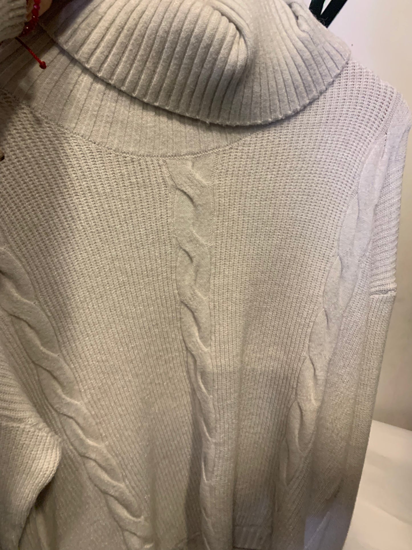 Sweaters blanco invierno cuello trenzas