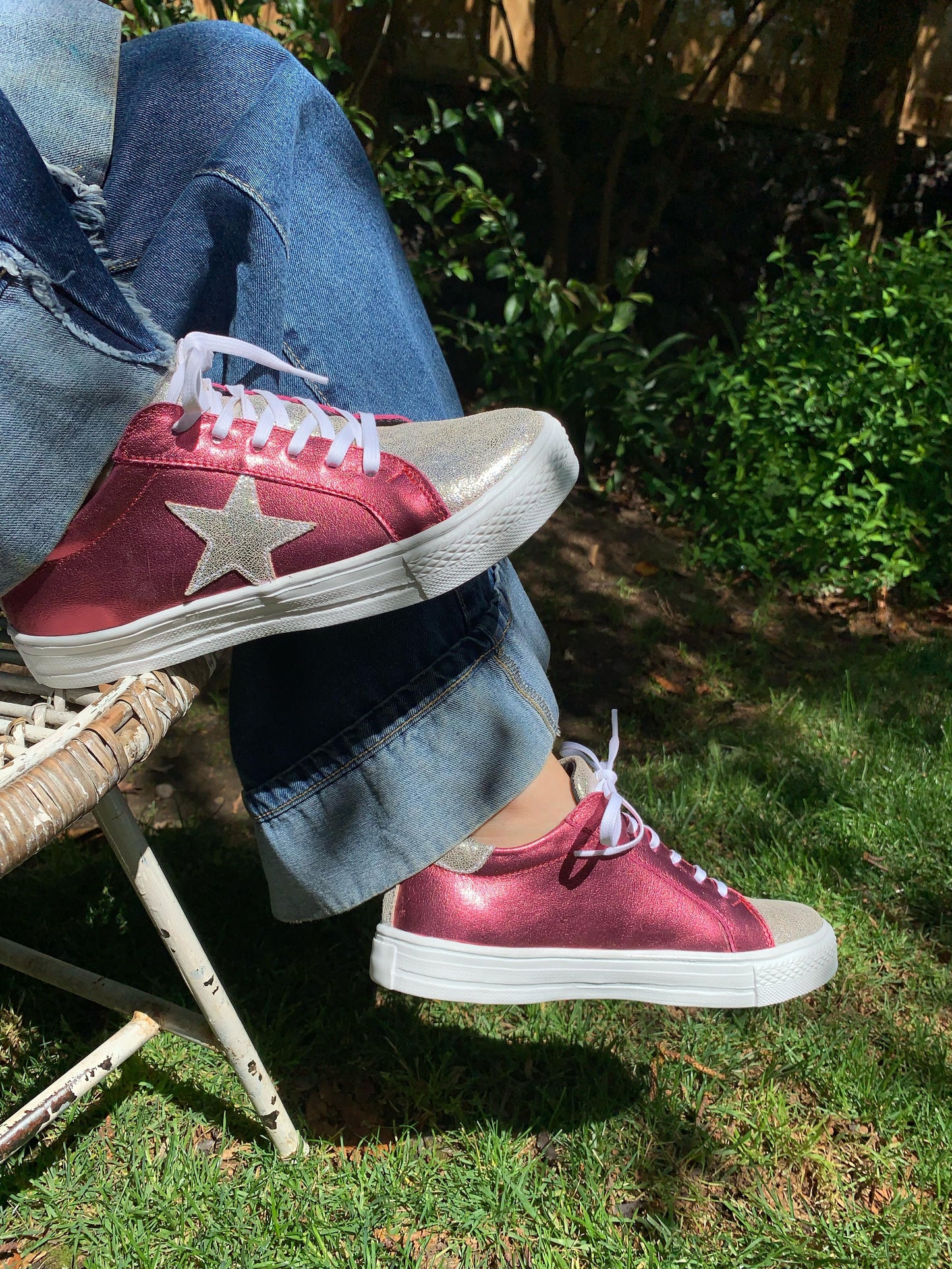 Zapatilla Trujillo cuero fucsia, plateado