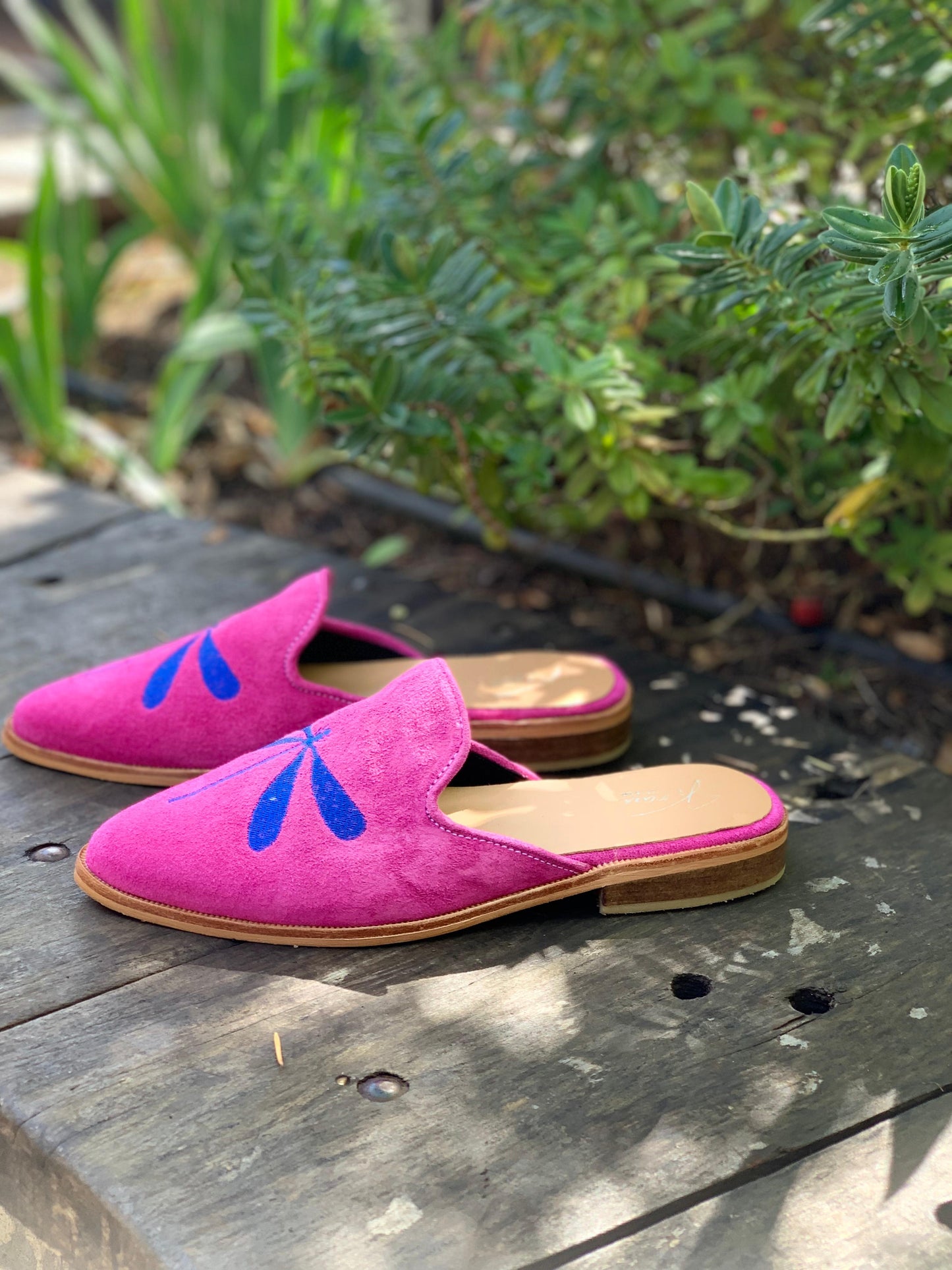 Puntilla libélula Buenos Aires cuero reno fucsia