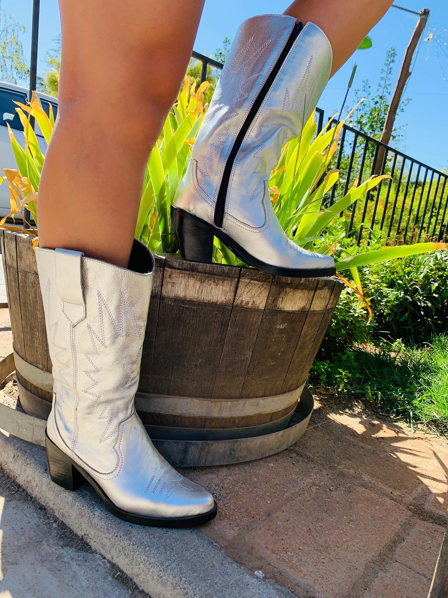 Bota vaquera Miraflores cuero plata