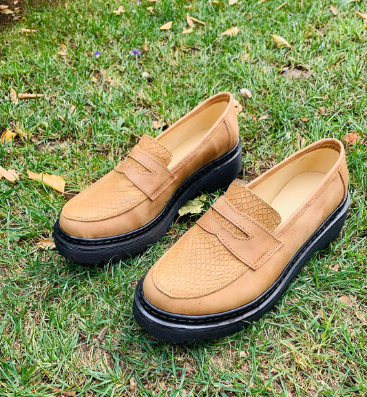Mocasine Manchester cuero camel, serp, Bajito
