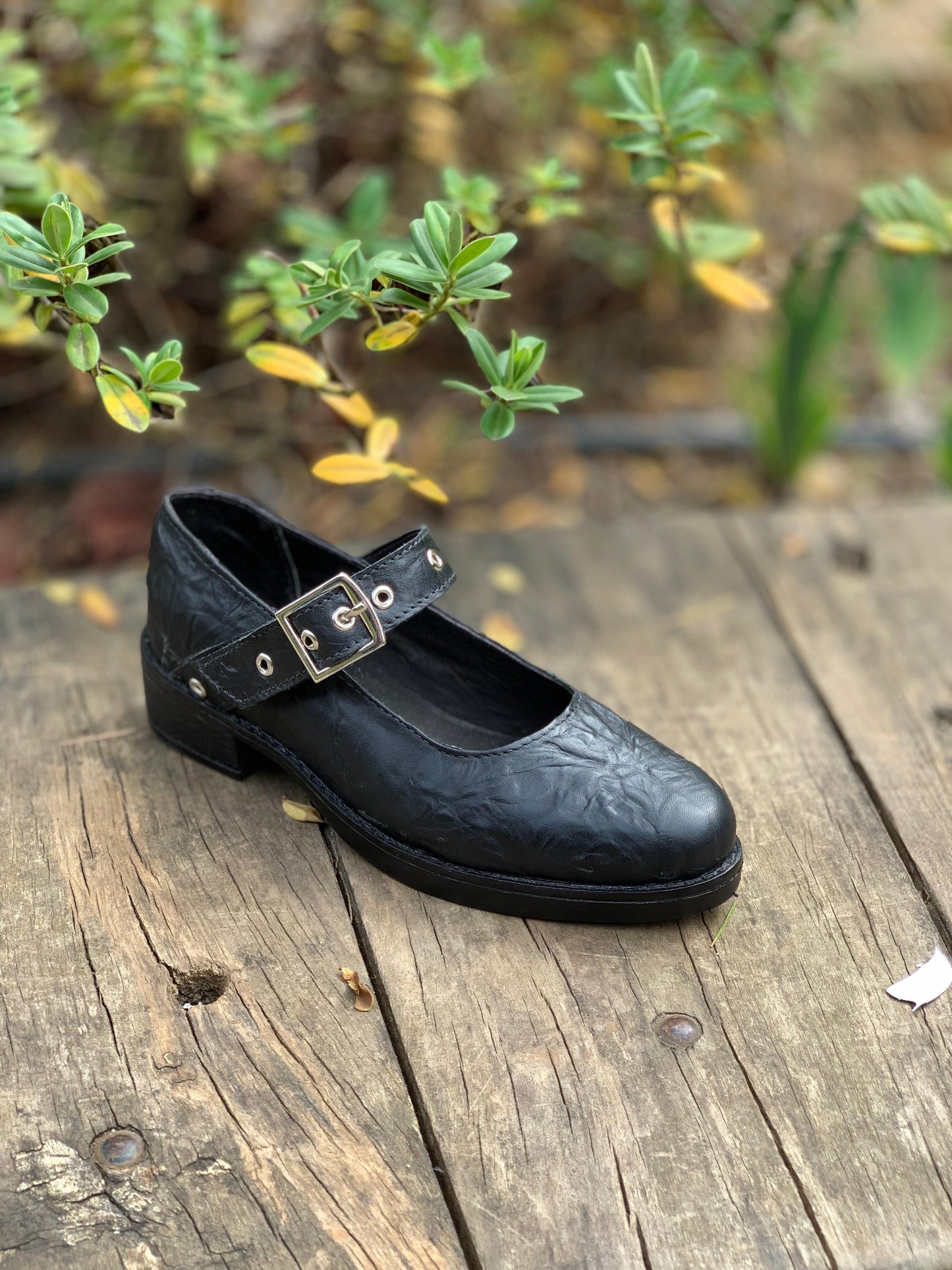 Ballerina Alabama cuero negro textura c/ hebilla