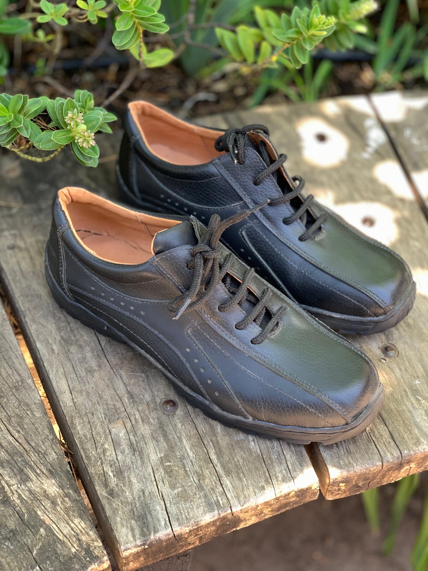 Zapato Carlos hombre cuero negro poroso, c/cordones