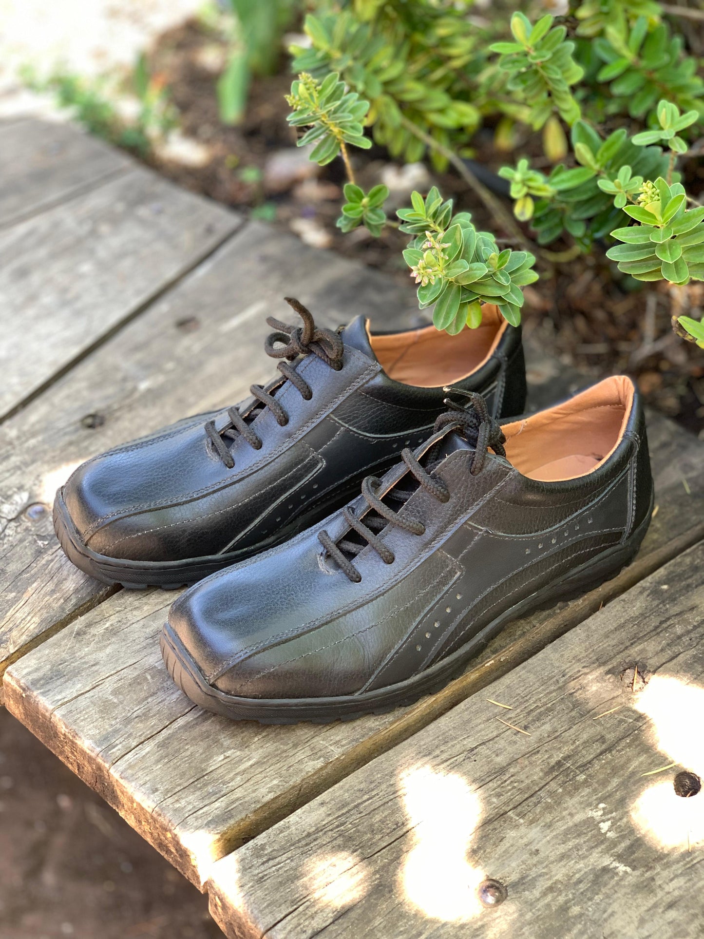 Zapato Carlos hombre cuero negro poroso, c/cordones