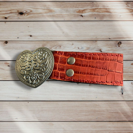 Cinturon mujer cuero rojo croco hebilla corazón