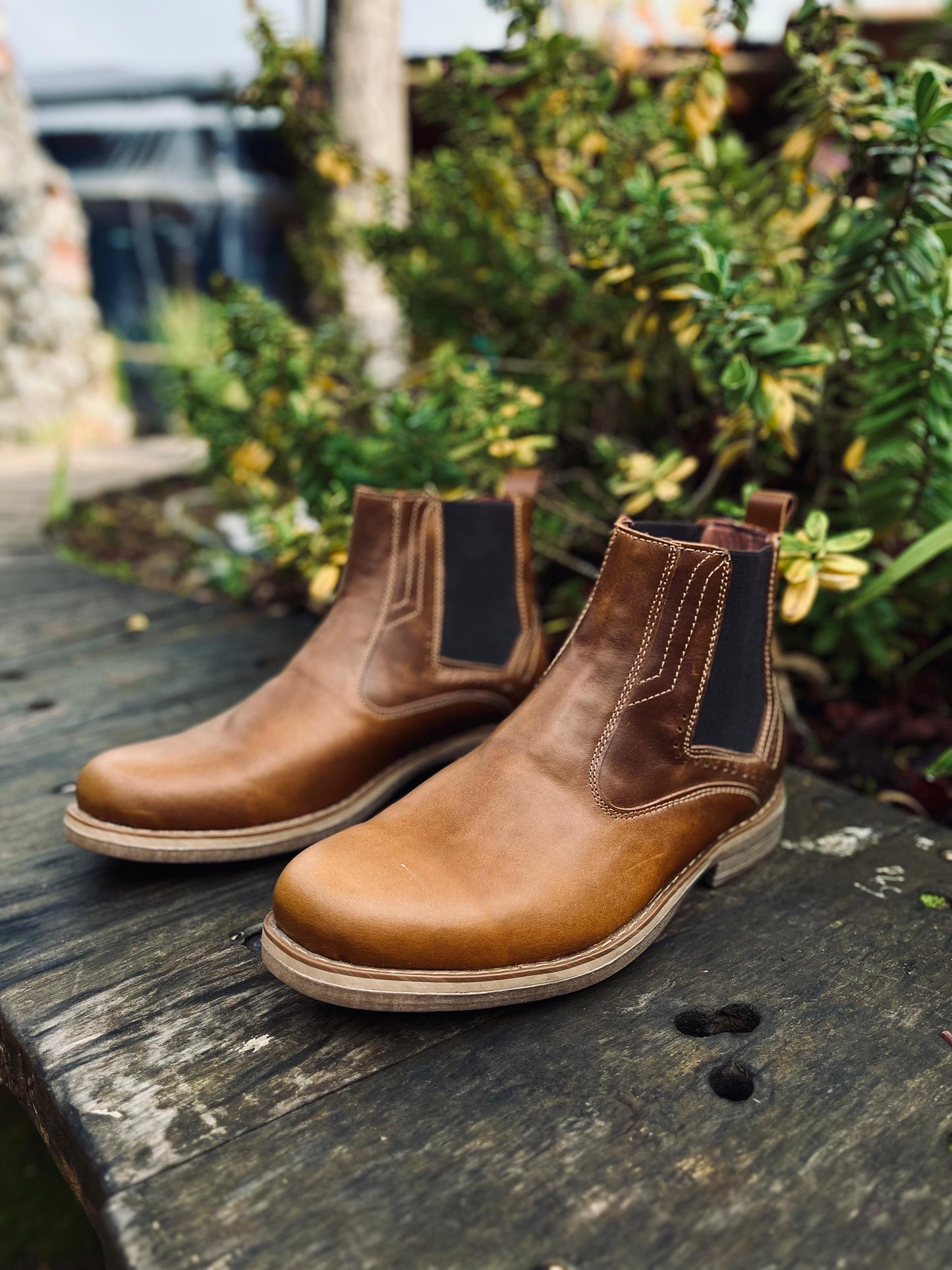 Zapato botín Patricio hombre chelsie cuero camel engrasado