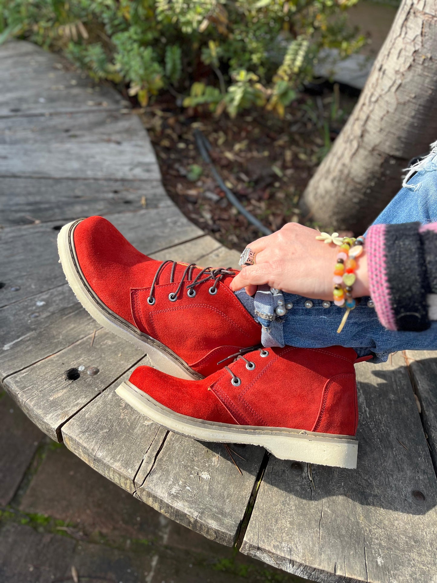 Botita corta México cuero rojo c/cordones