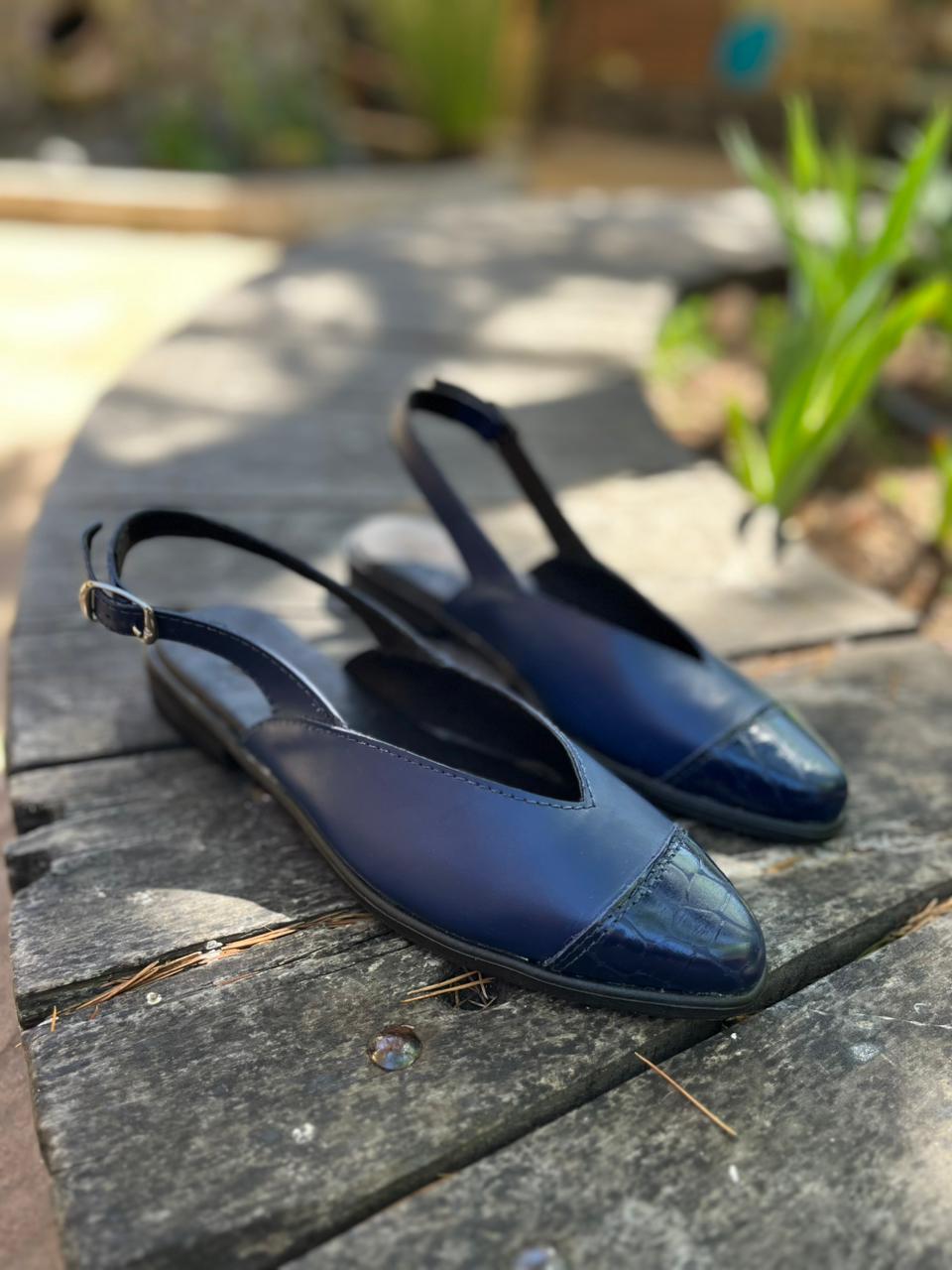 Puntilla Valeri cuero azul c/croco