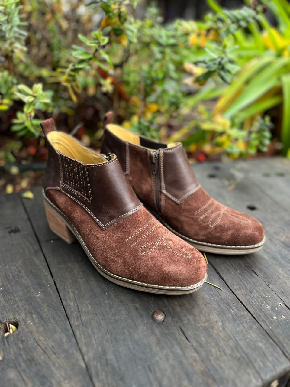Botín vaquero cuero reno chocolate c/chocolate liso
