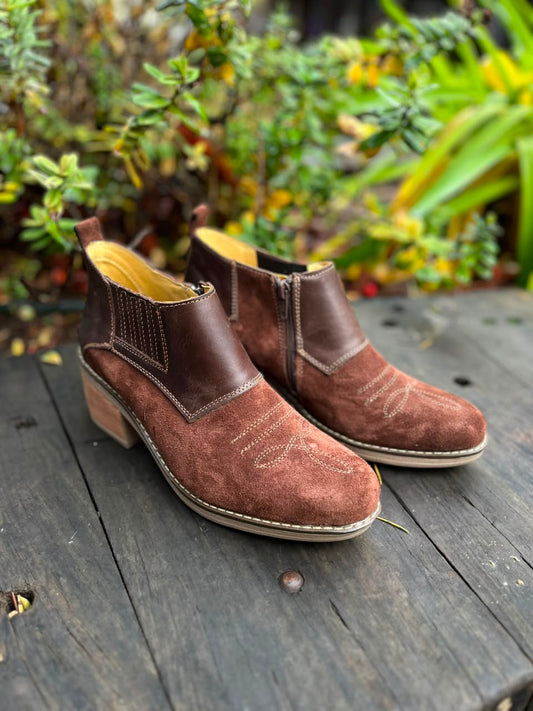 Botín vaquero cuero reno chocolate c/chocolate liso