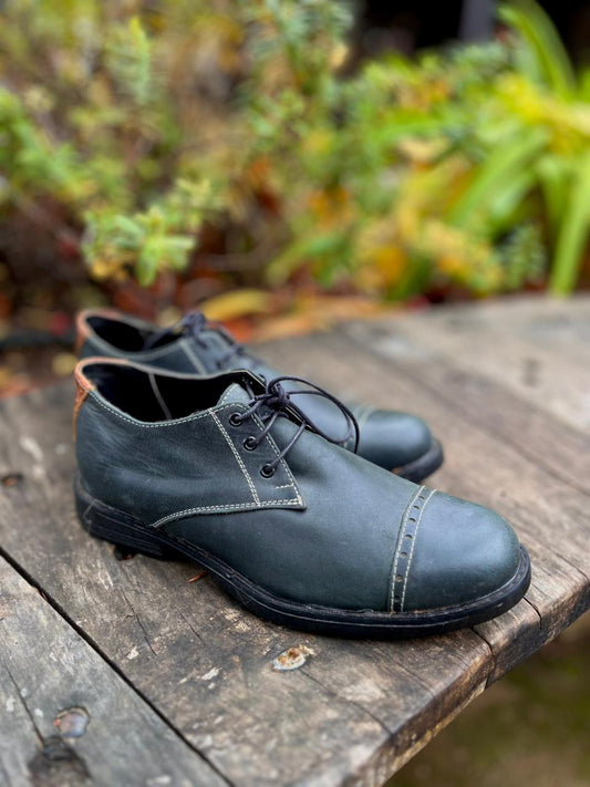 Zapato hombre Luis cuero gris engrasado c/talón cafe